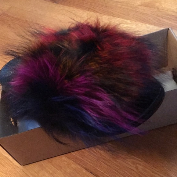Fur slides - Picture 2 of 4